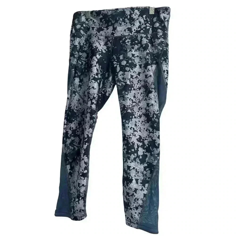 Under Armour women’s heat gear compression capri leggings XL Vented Workout Pant